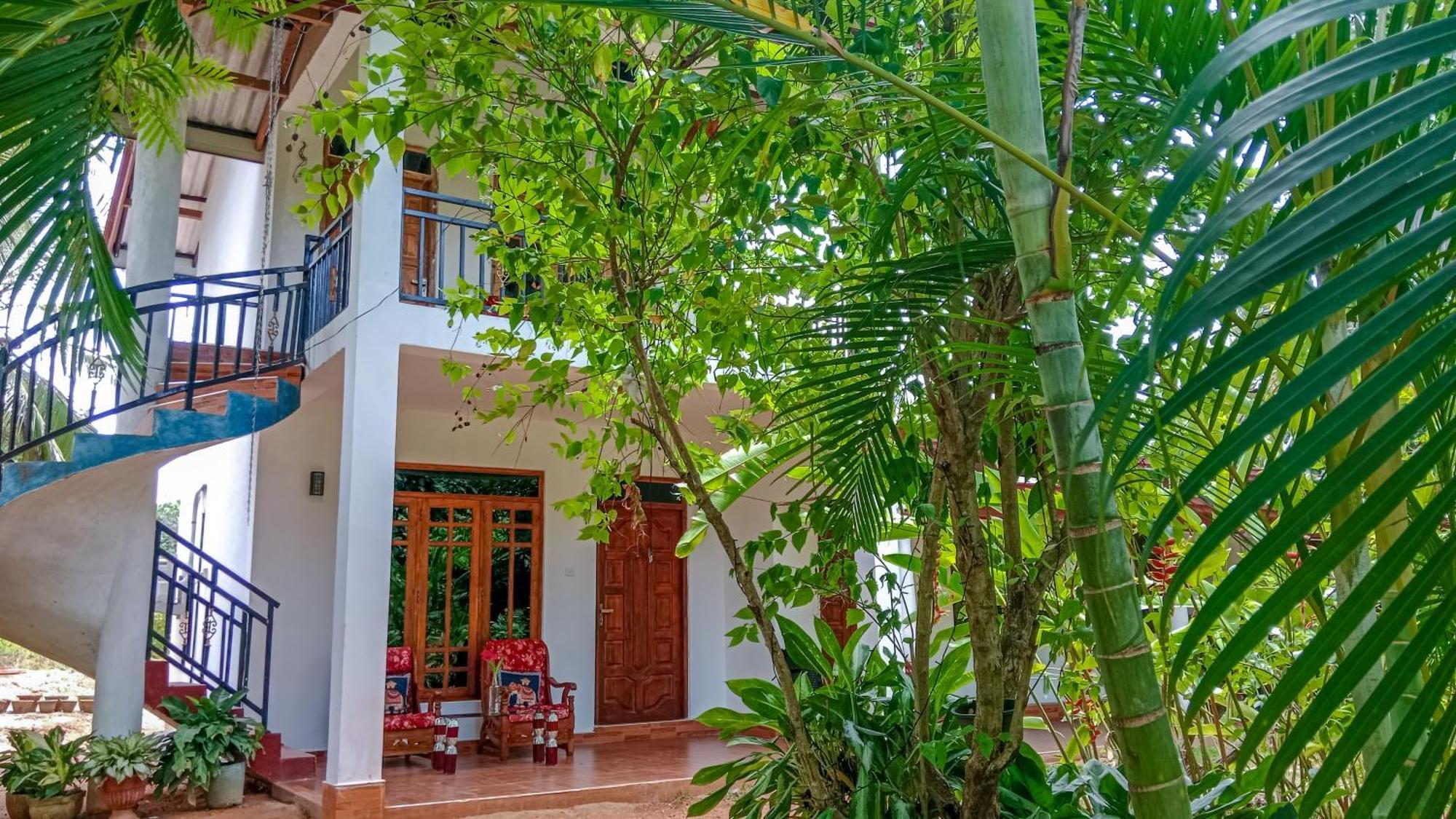 Gimhana Homestay Sigirîya Extérieur photo