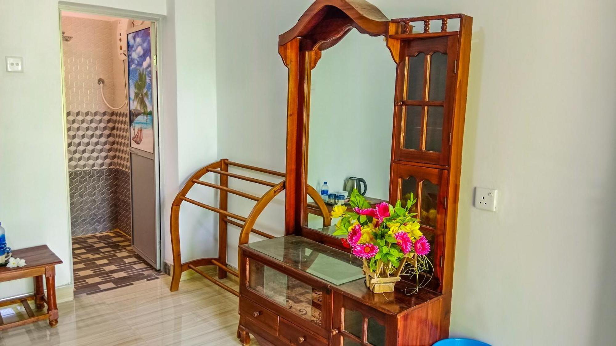 Gimhana Homestay Sigirîya Extérieur photo
