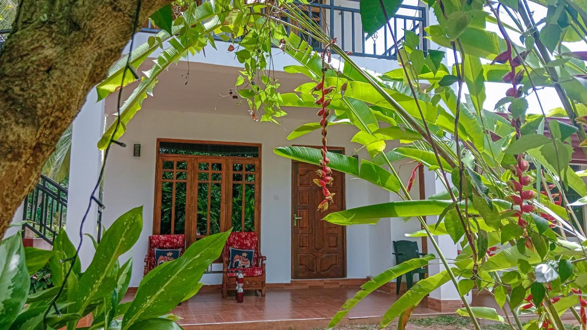 Gimhana Homestay Sigirîya Extérieur photo
