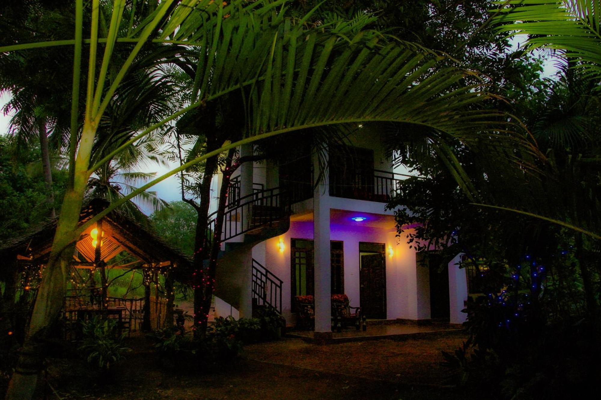 Gimhana Homestay Sigirîya Extérieur photo